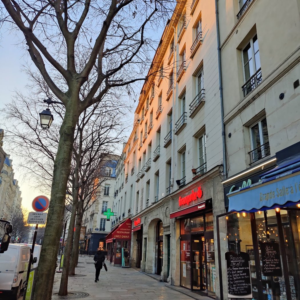 Rue de Bretagne 4