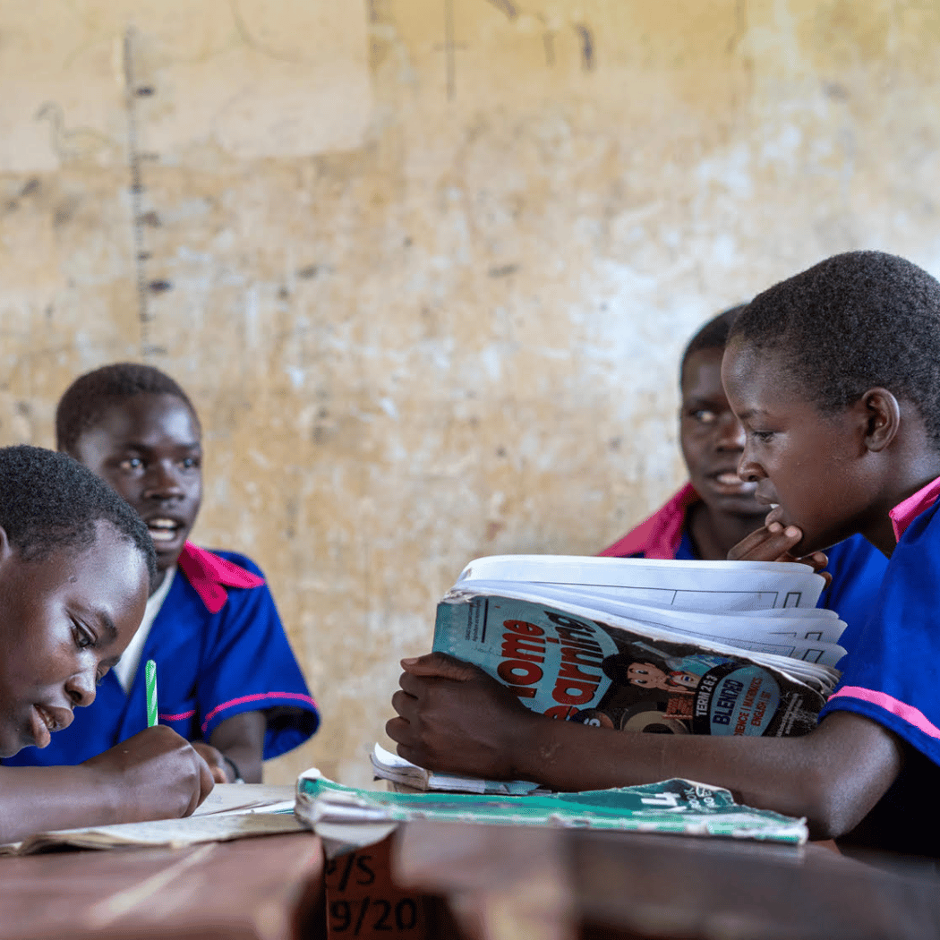Stand solidaire pour soutenir l’accès à l'éducation en Ouganda 1