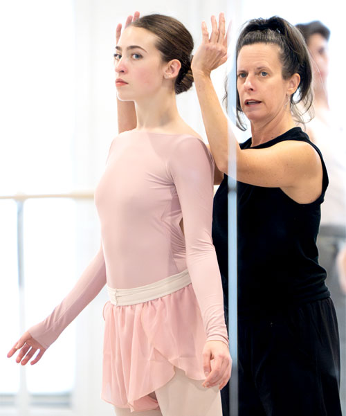 SMUIN CONTEMPORARY BALLET: ANATOMY OF A BALLET 2