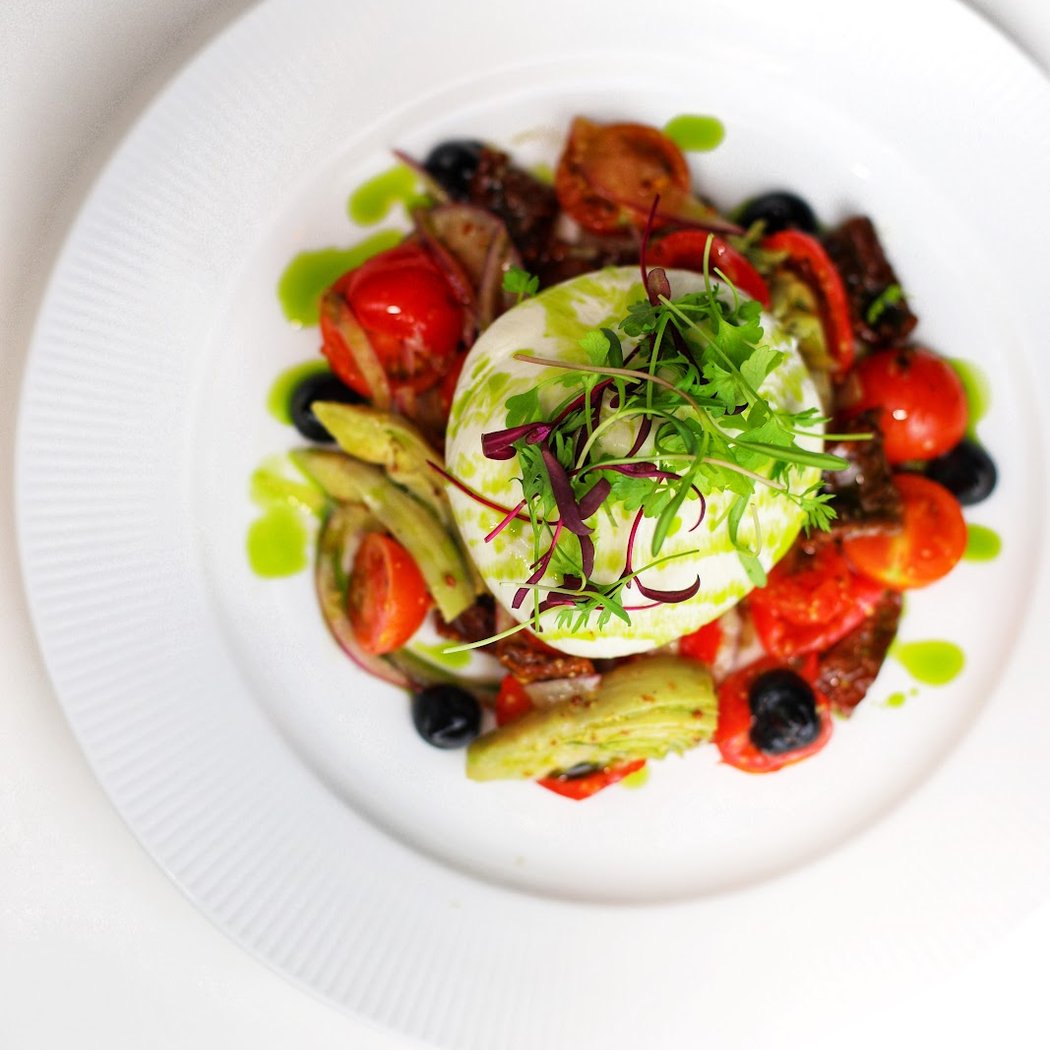 DUA Italian Cuisine and Steak House 1