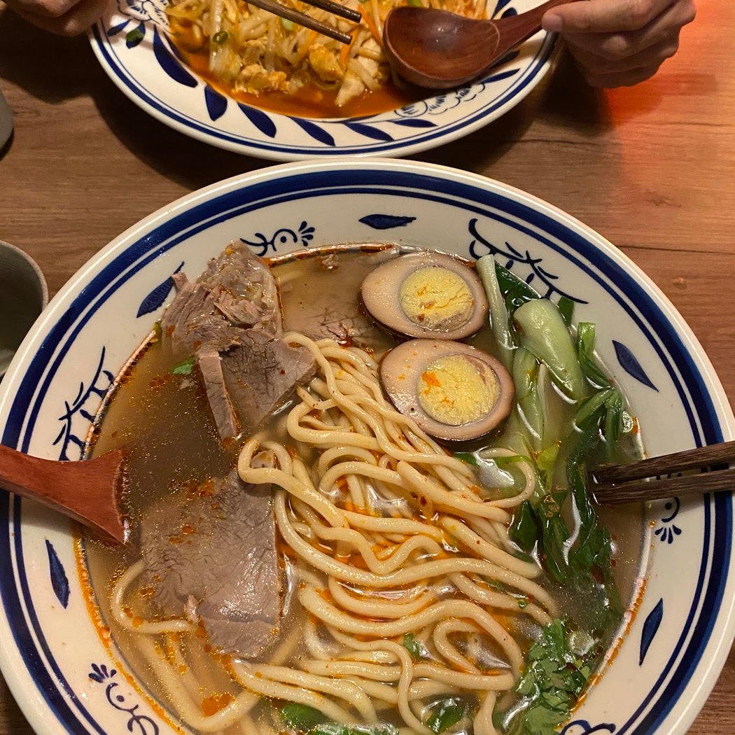 XL NOODLE HOUSE 1