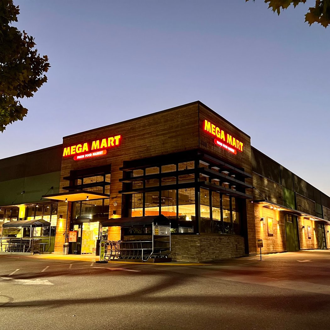 MEGA MART 2