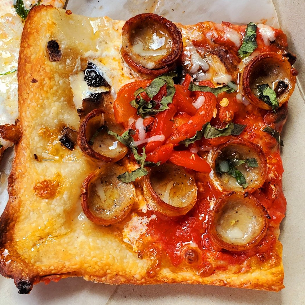 Williamsburg Pizza Union Avenue 1
