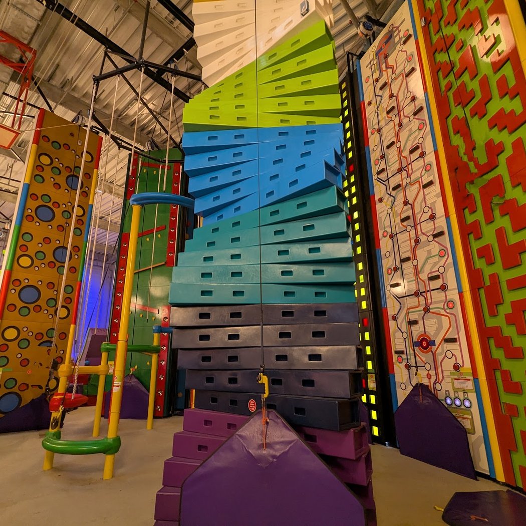 HAPIK Salle d'escalade 100% fun 3