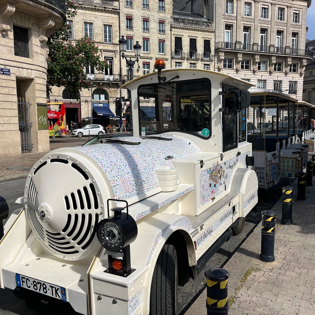 Le Petit Train Touristique de Bordeaux - By FRANCE Voguette 3