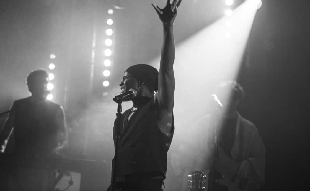 YAYA MINTÉ – LIVE NIO FAR 1