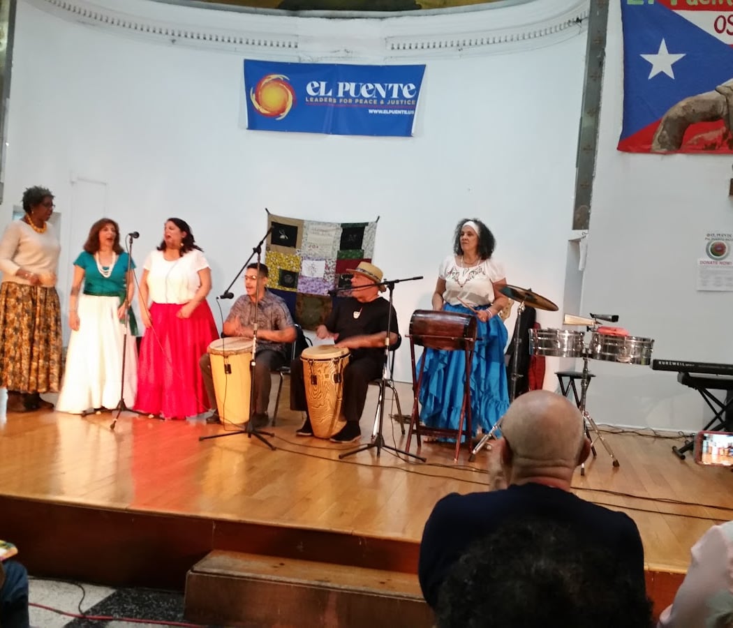 El Puente De Williamsburg Inc. 3