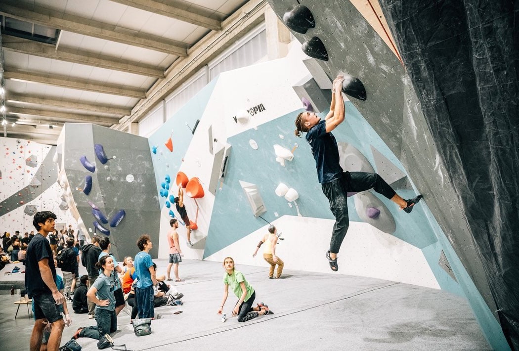 Climb Up Aubervilliers 1