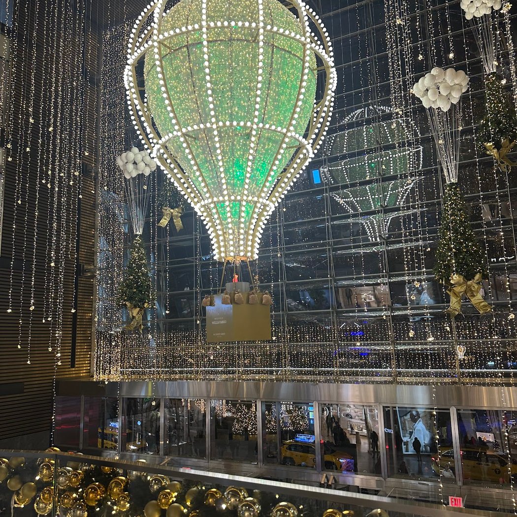 Hudson Yards Public Square and Gardens 3