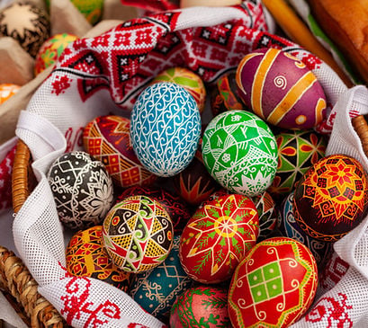Traditional Egg-Dyeing Workshops 1
