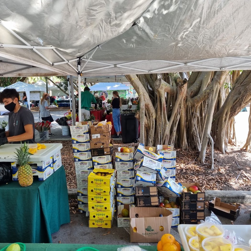 Pinecrest Farmers' Market 3