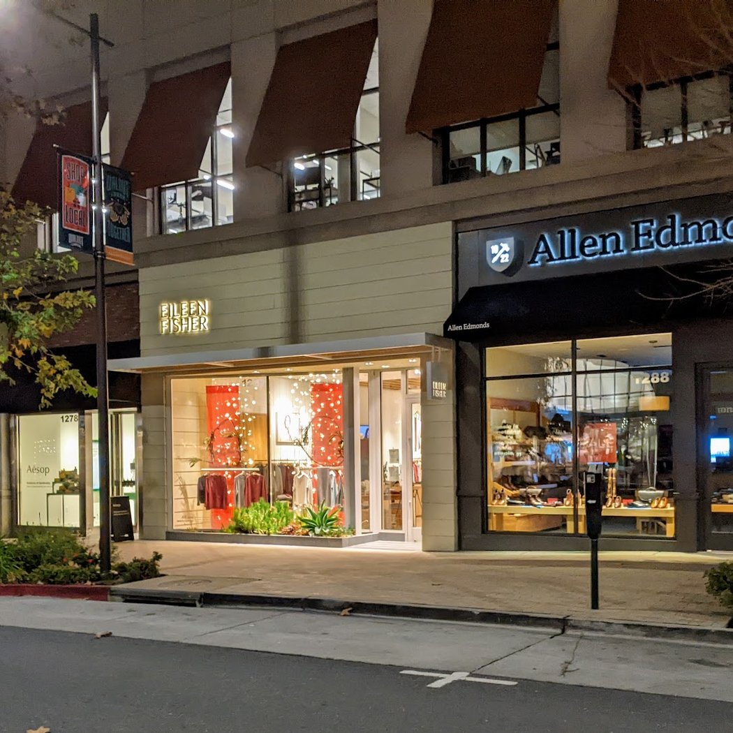 EILEEN FISHER 3