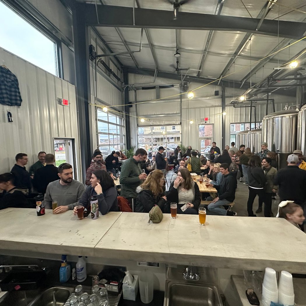 Chimney Swift Night Out: Birds & Brews 2