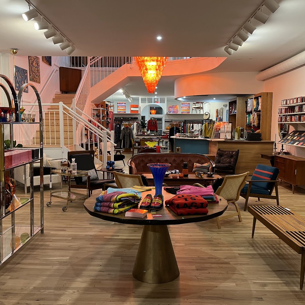 Magic Hill - Mercantile 3