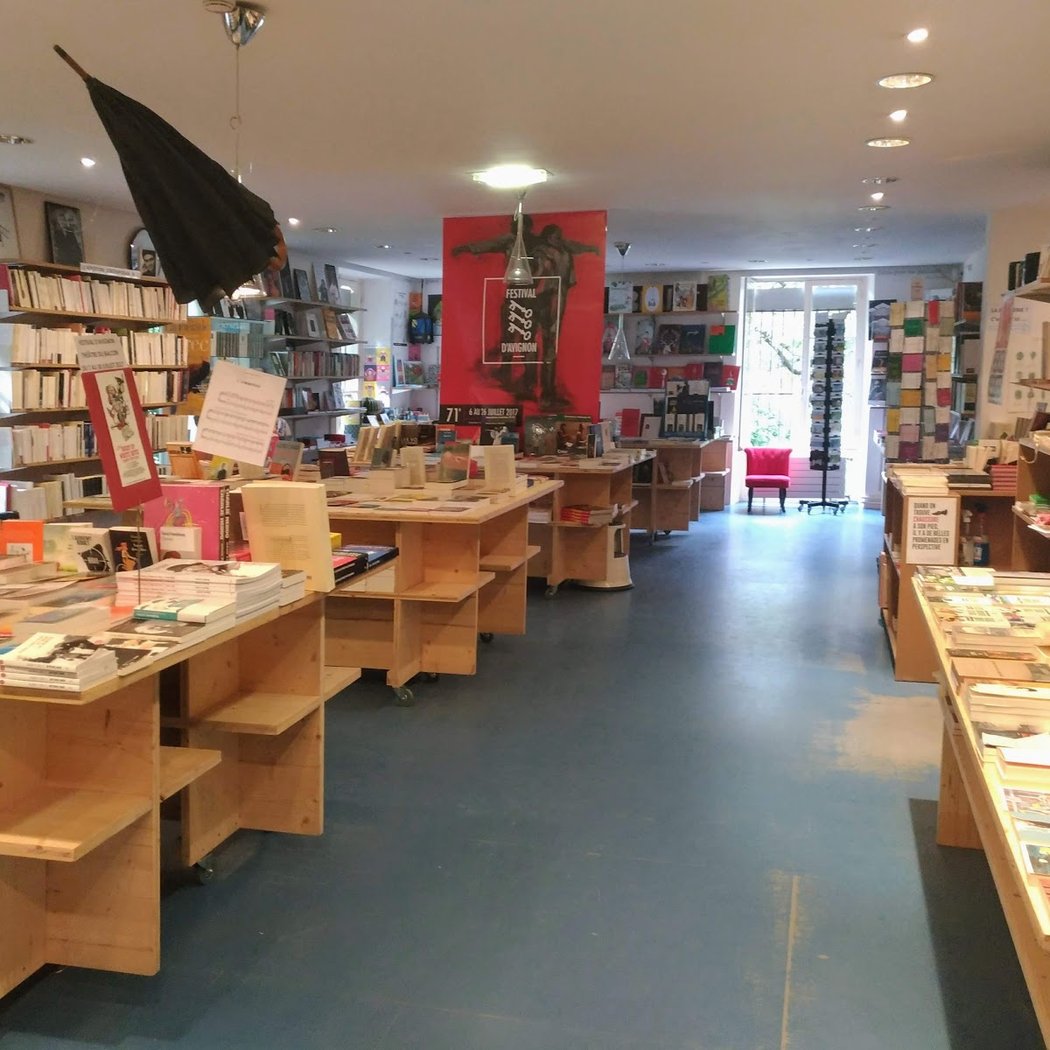 Librairie o. (rond-point) 3