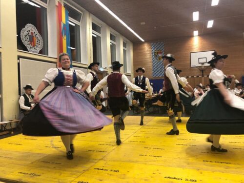 Volkstanzkurs Plattler und Deandldrahn