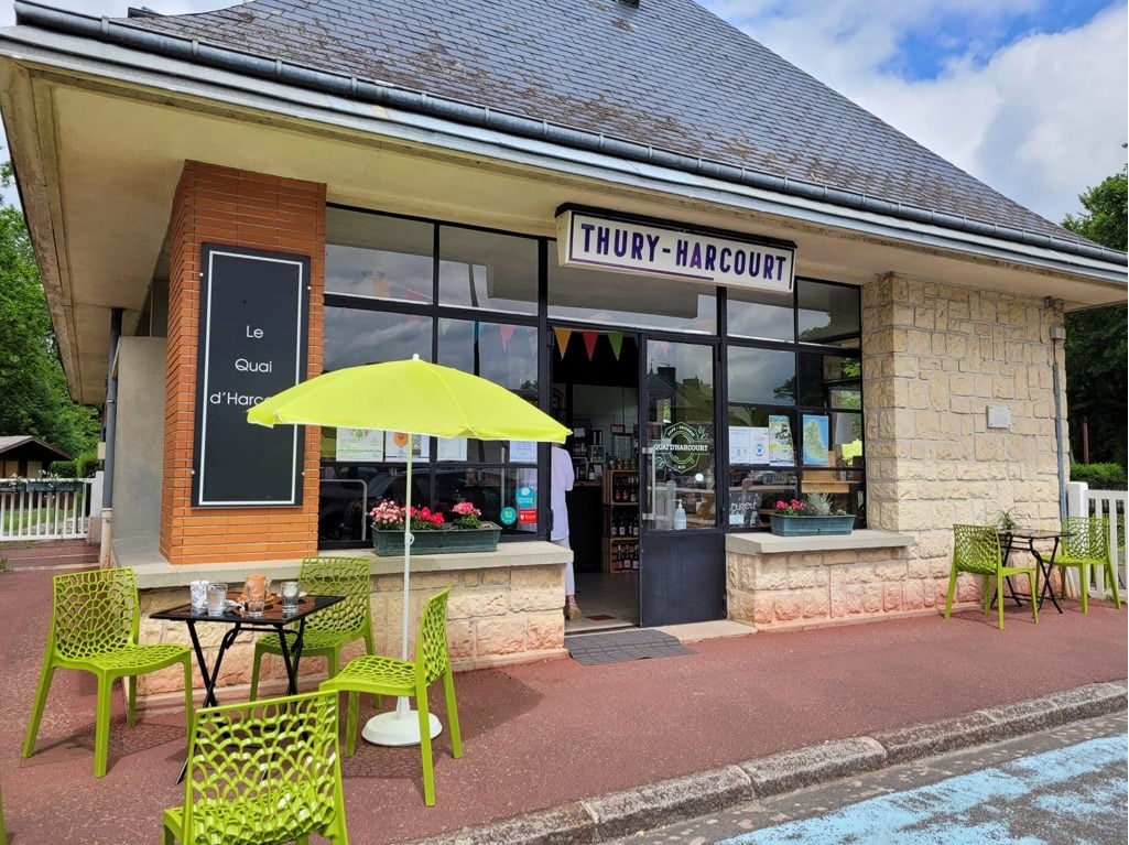 Le Quai d'Harcourt 2