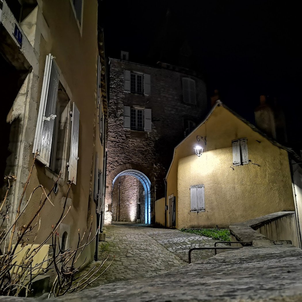 Porte de la Vieille Prison 1