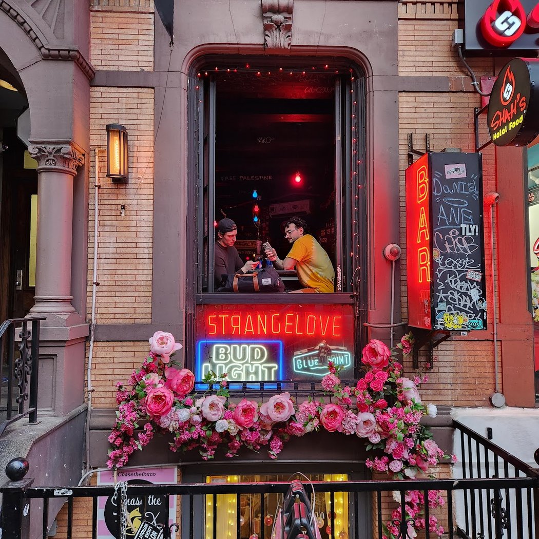 Strangelove Bar Nyc 3