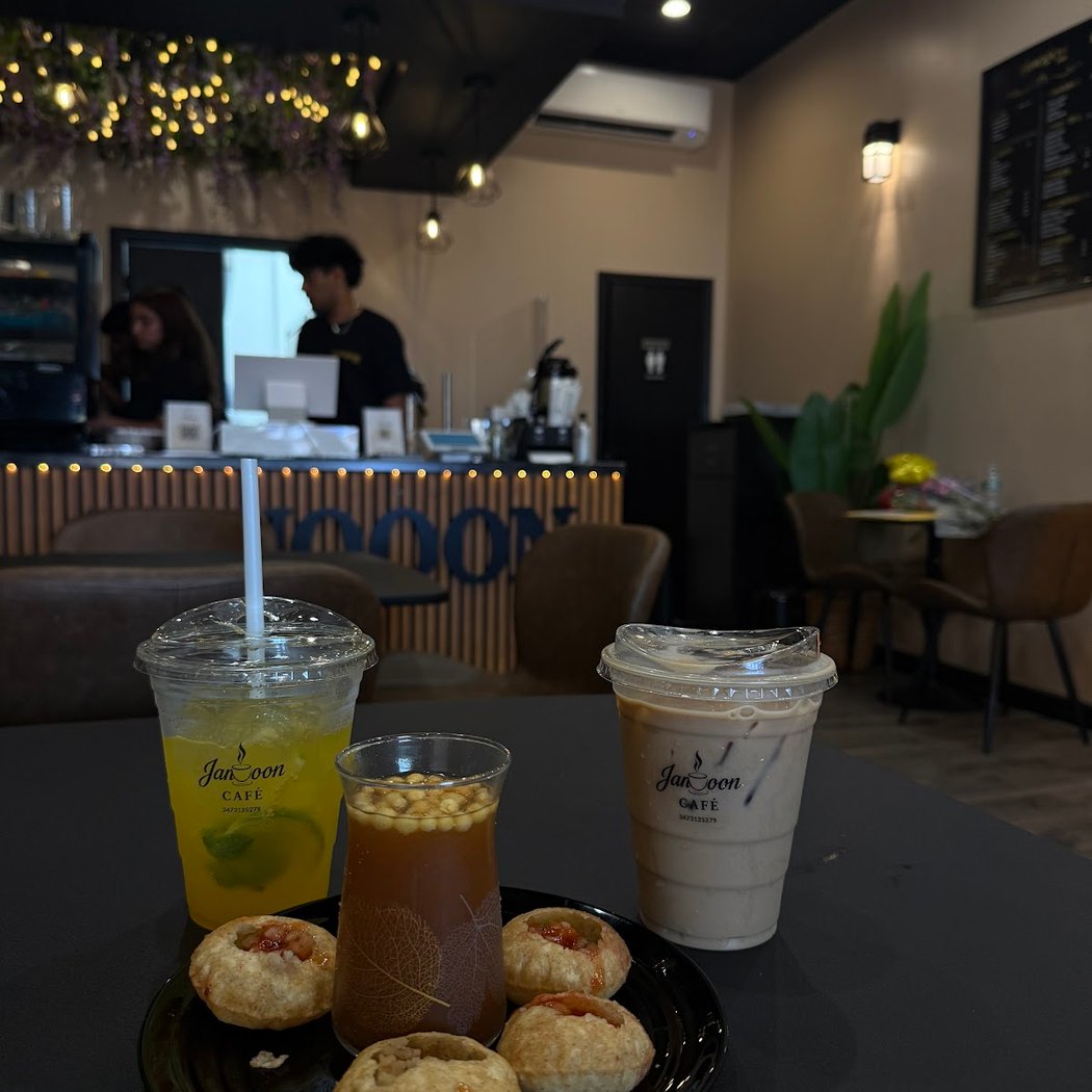 Janooon Cafe 3