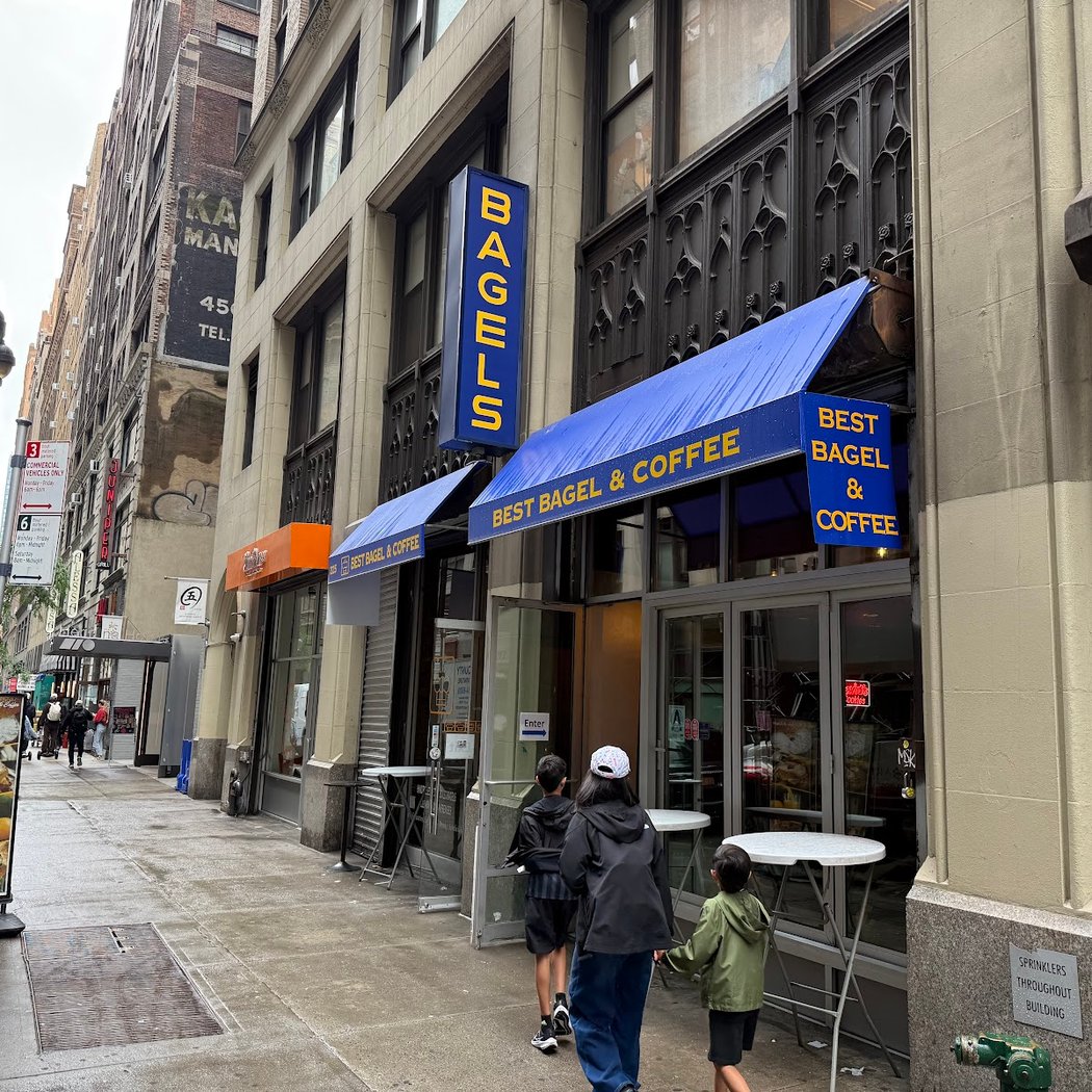 Best Bagel & Coffee 3