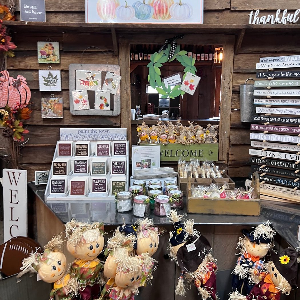 Abma's Farm Market, Greenhouse, and Barnyard Petting Zoo: Wyckoff, NJ 2