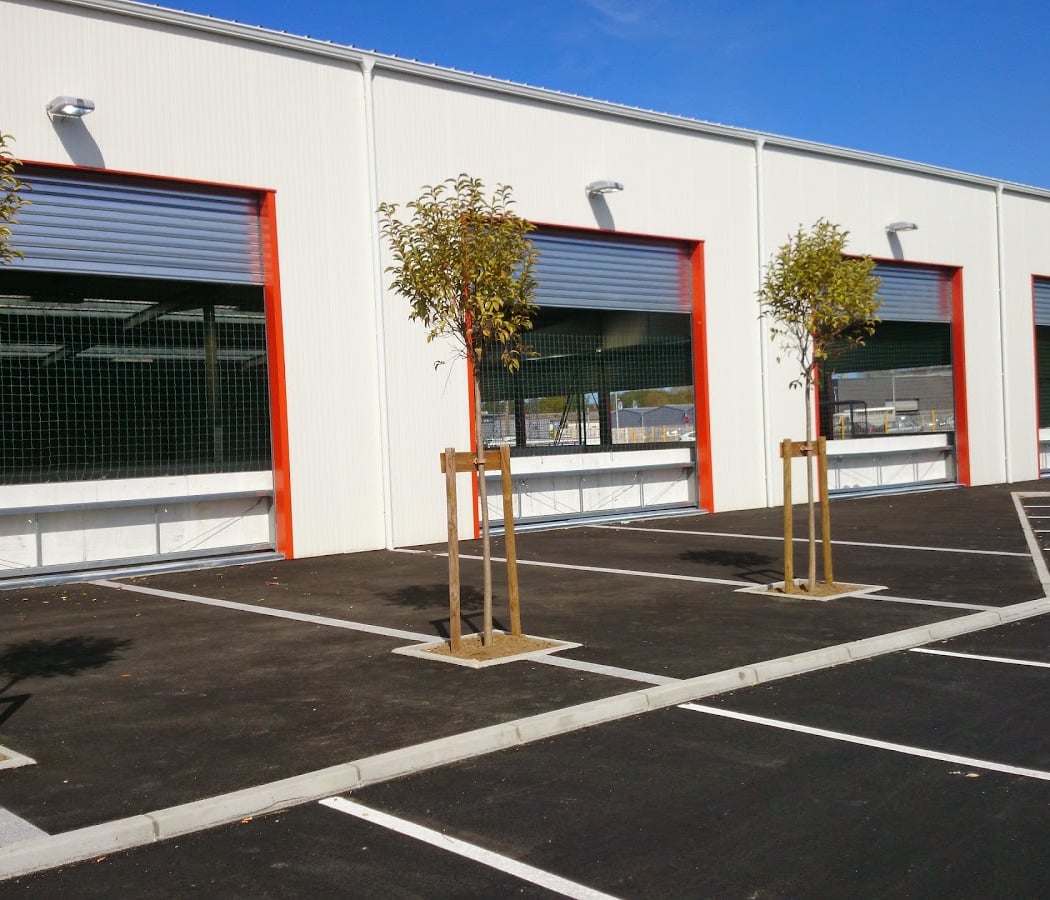 Indoor 64 Sports Complex & Brewery 2