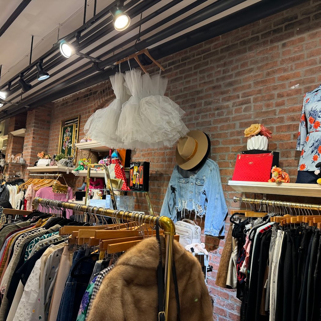 Mint Market 3