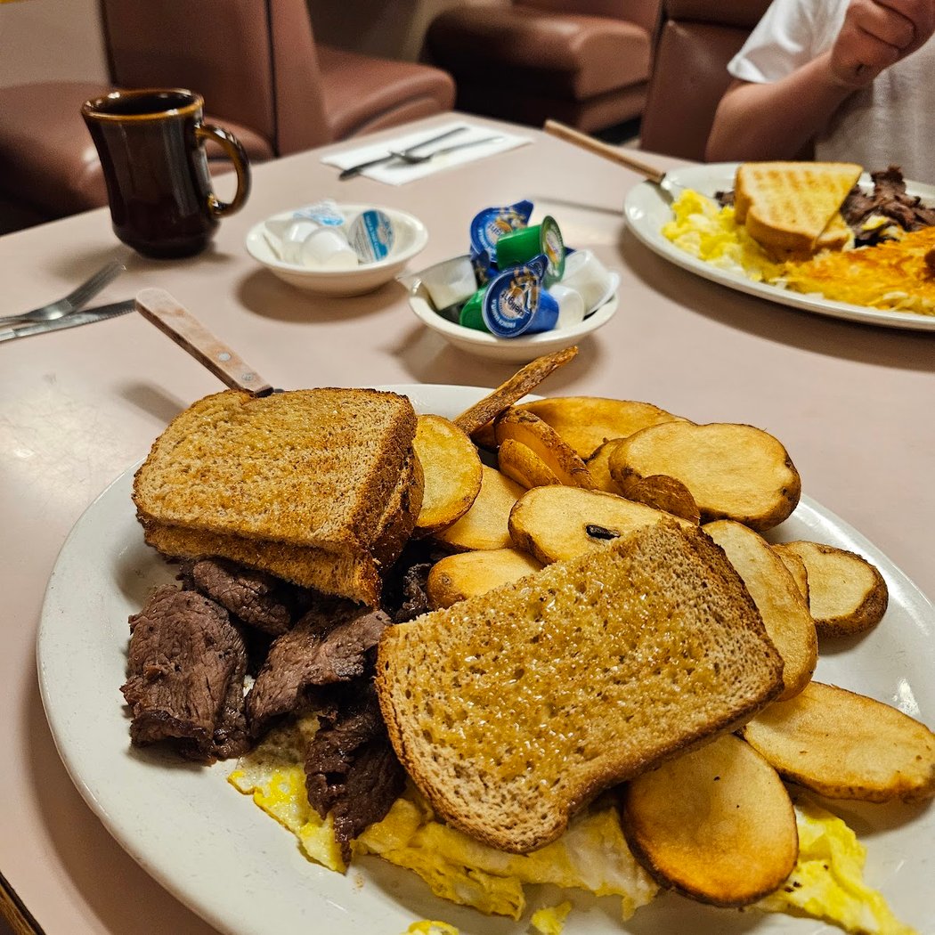 Jim's Country Style Restaurant 3