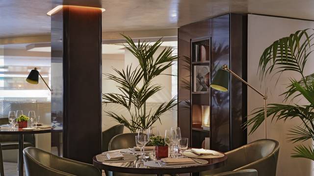 ARMANI/RISTORANTE PARIS 3