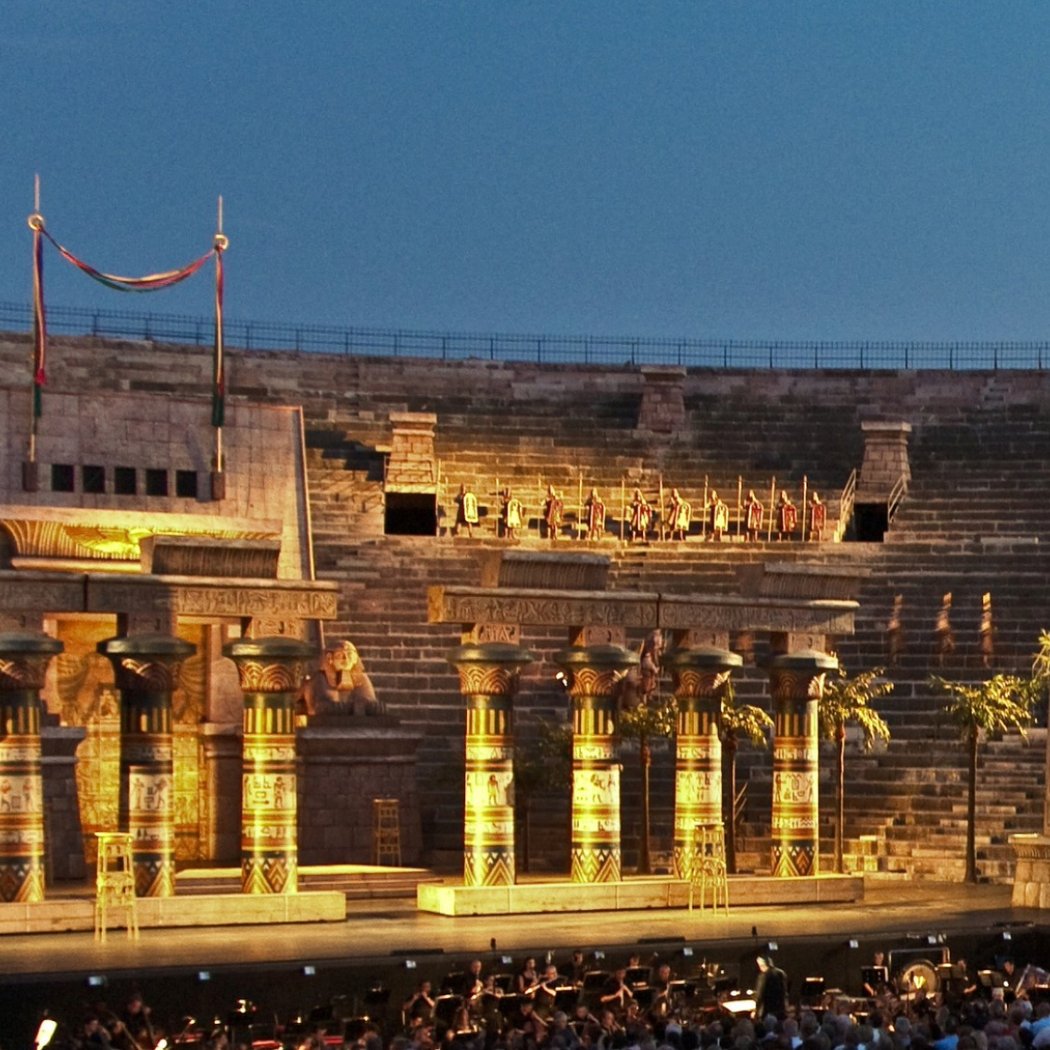 Aida 2