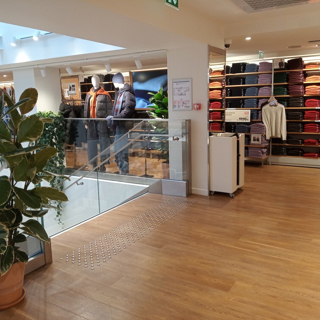 Inauguration of UNIQLO Bastille 3