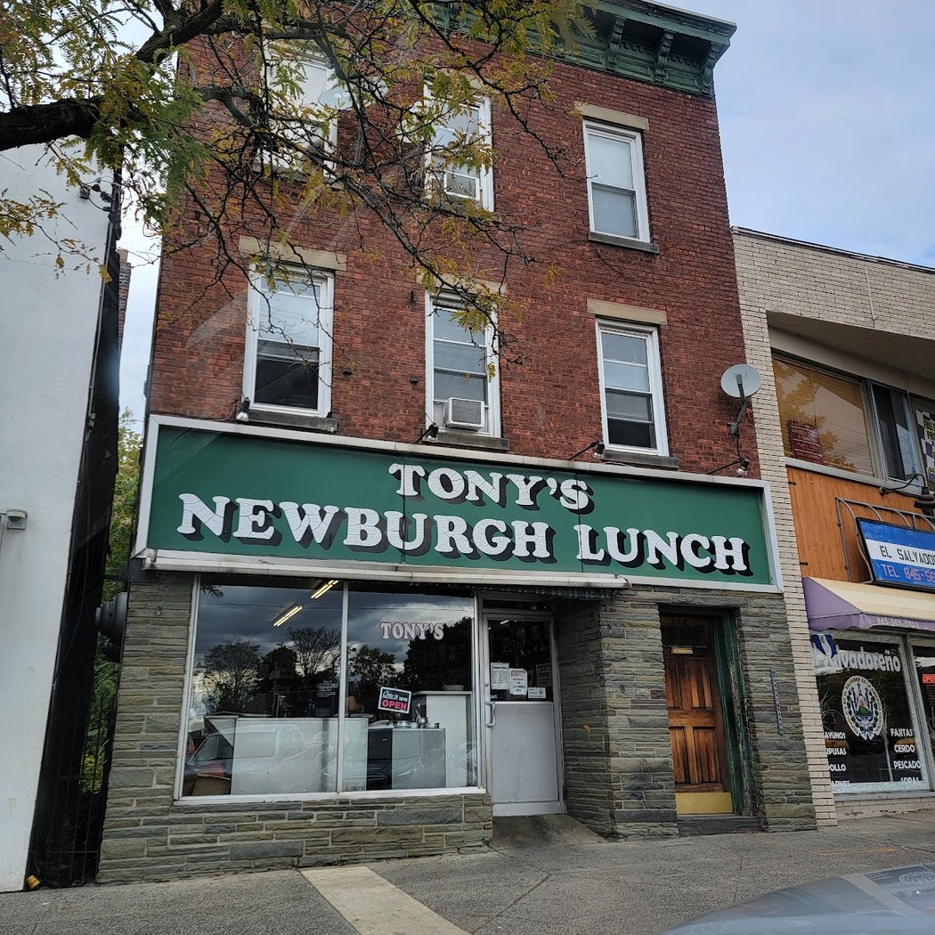 Tony's Newburgh Lunch 3