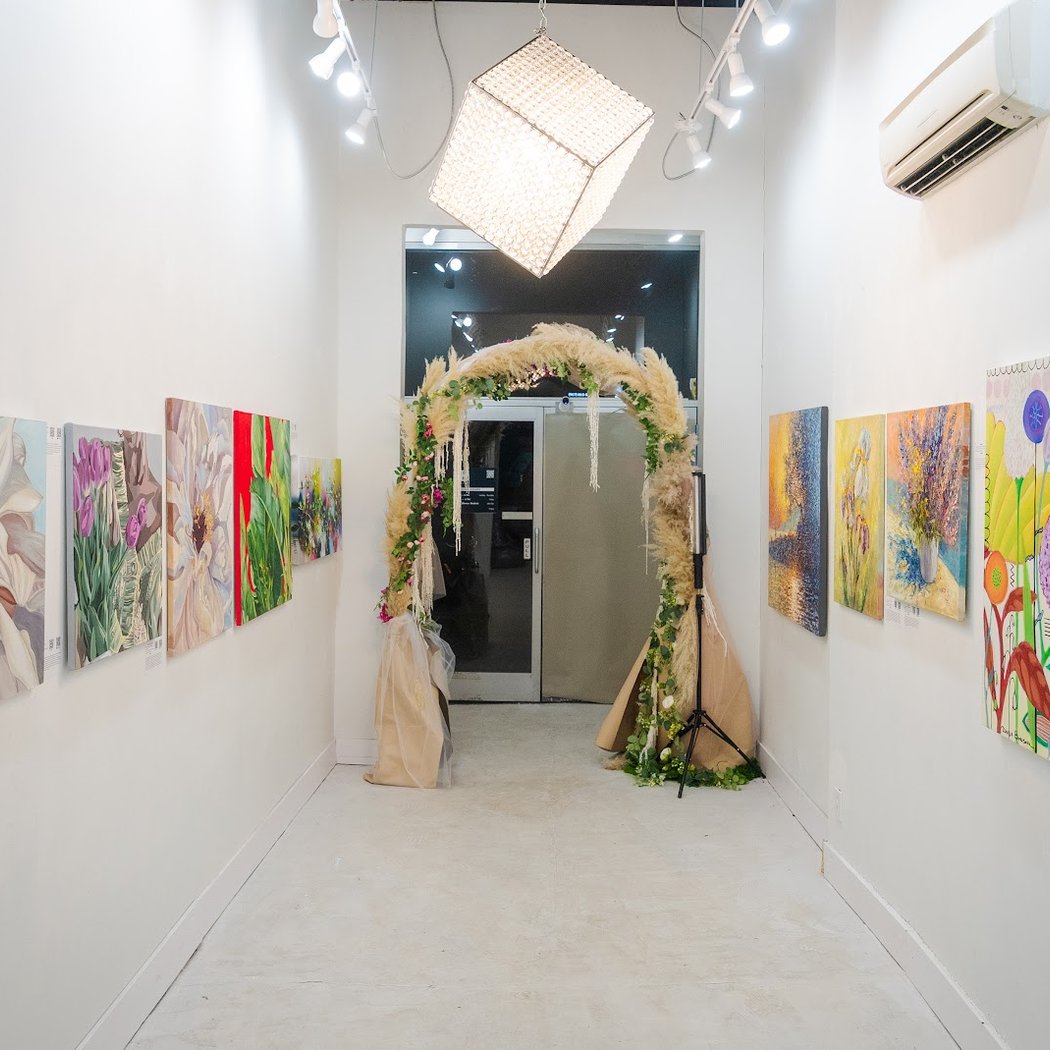 ArtSeeker Gallery - Pop-Up Art & Event Space 1