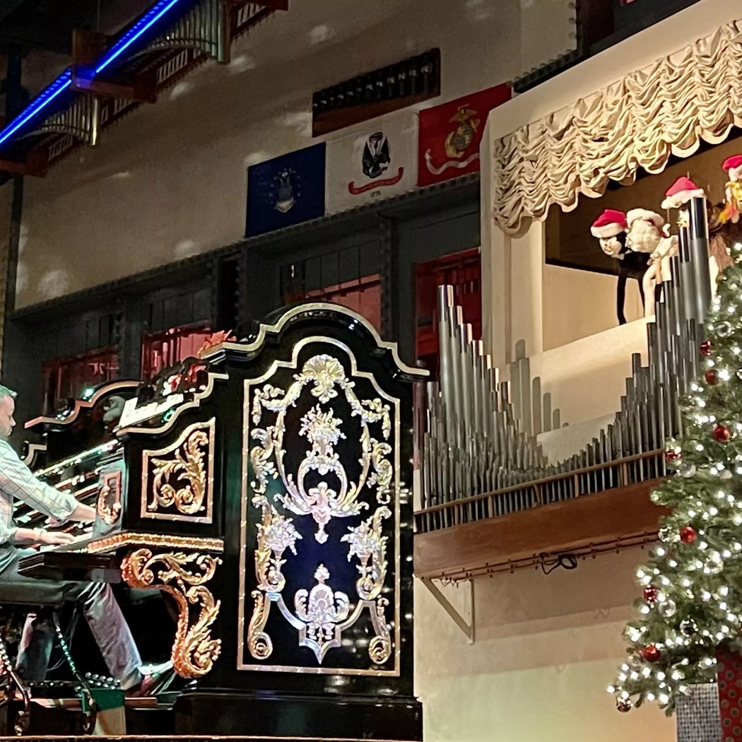 Christmas in July Food Drive & Live Wurlitzer Concerts 2