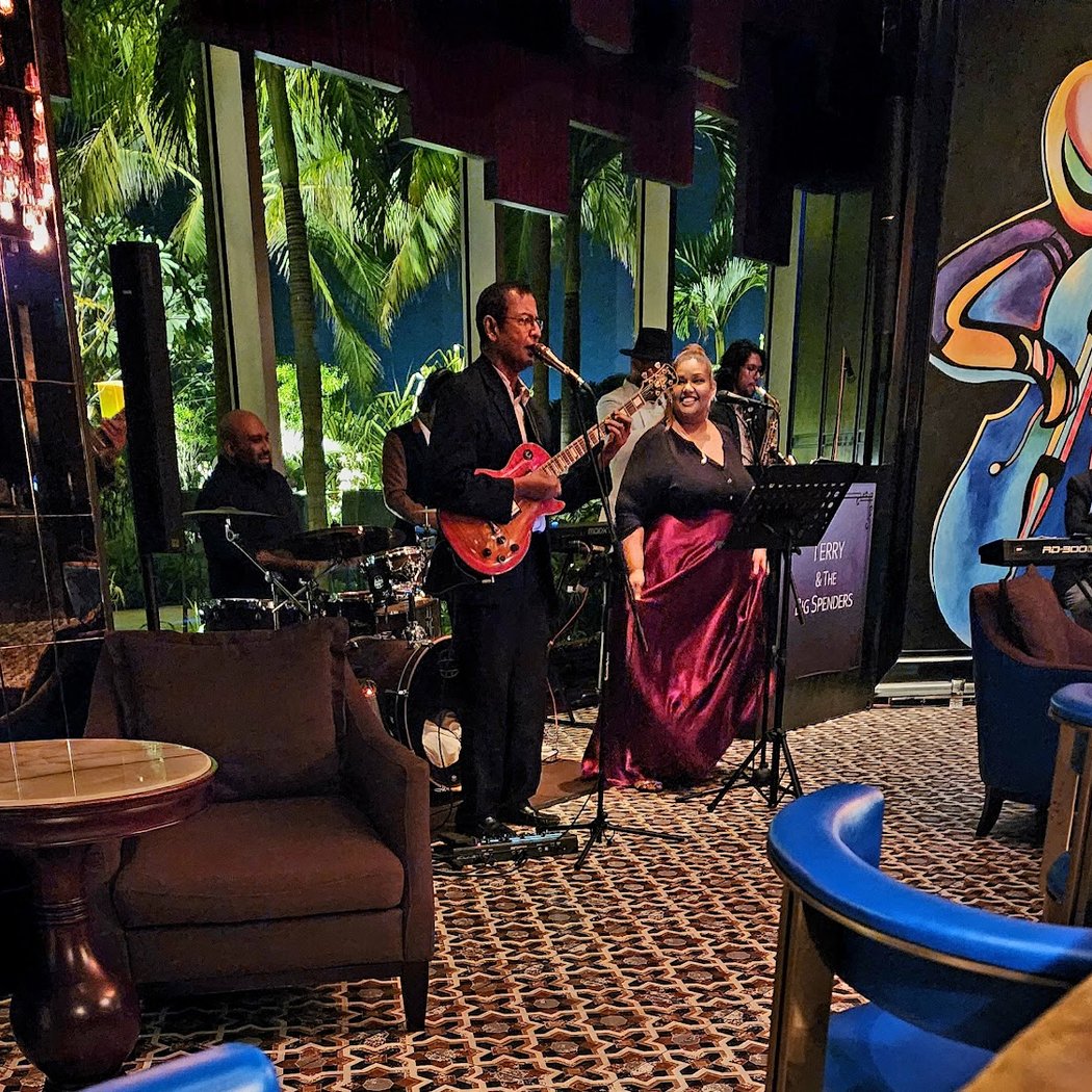 Smooth Jazz with Capital Project 1