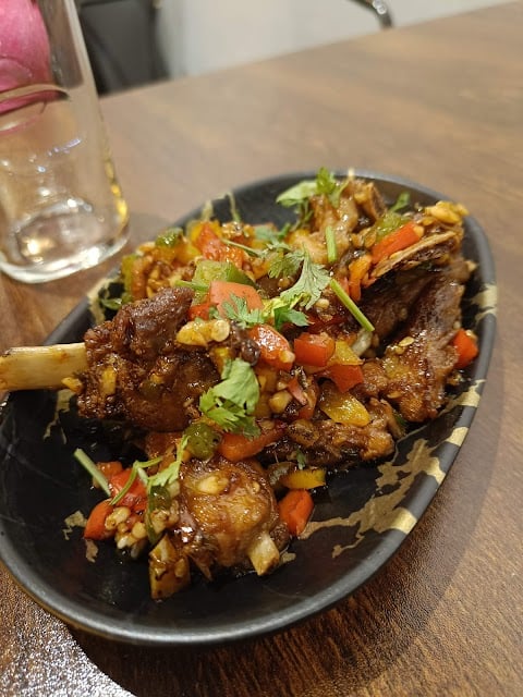 Thai Alley Restaurant 3