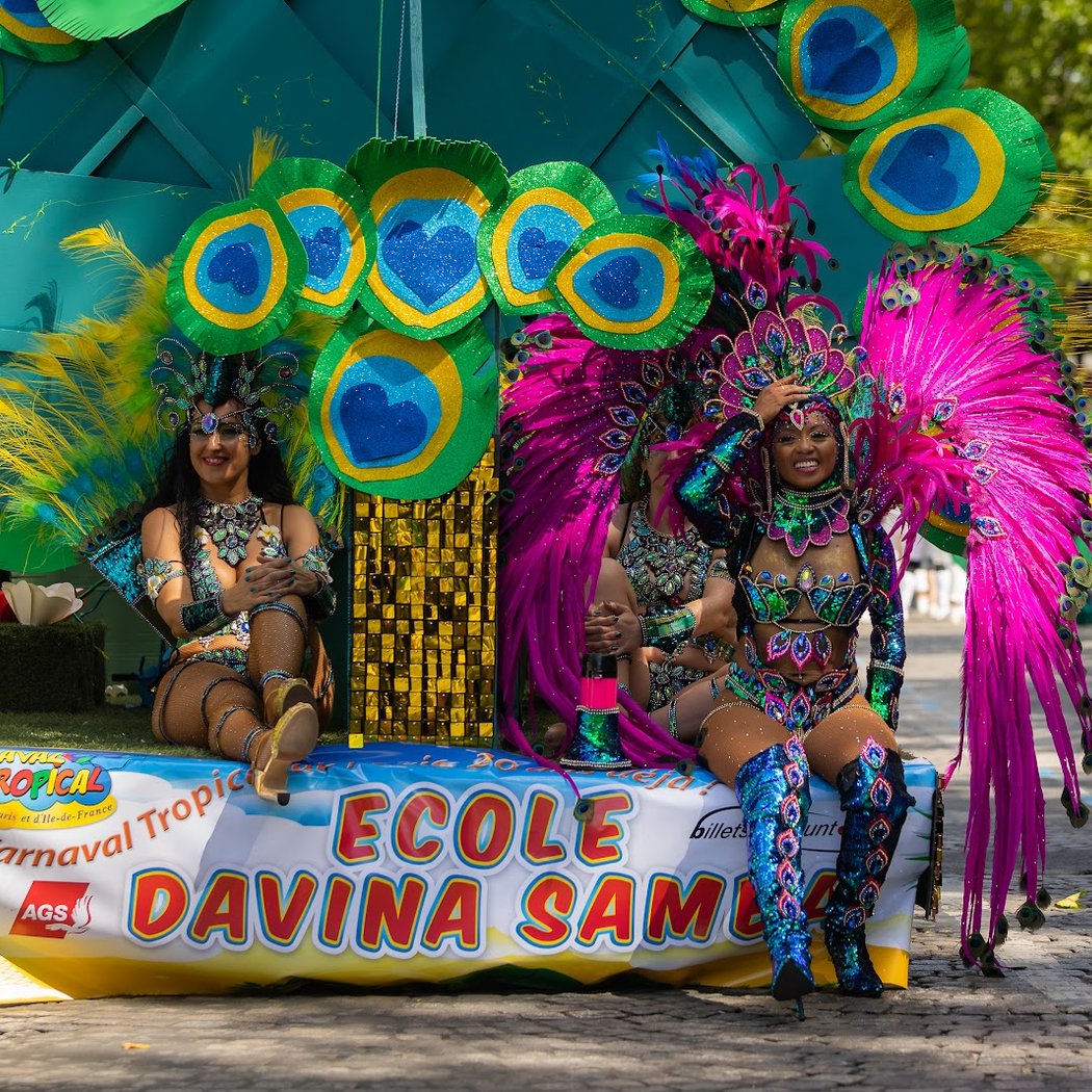 School Samba Davina 1