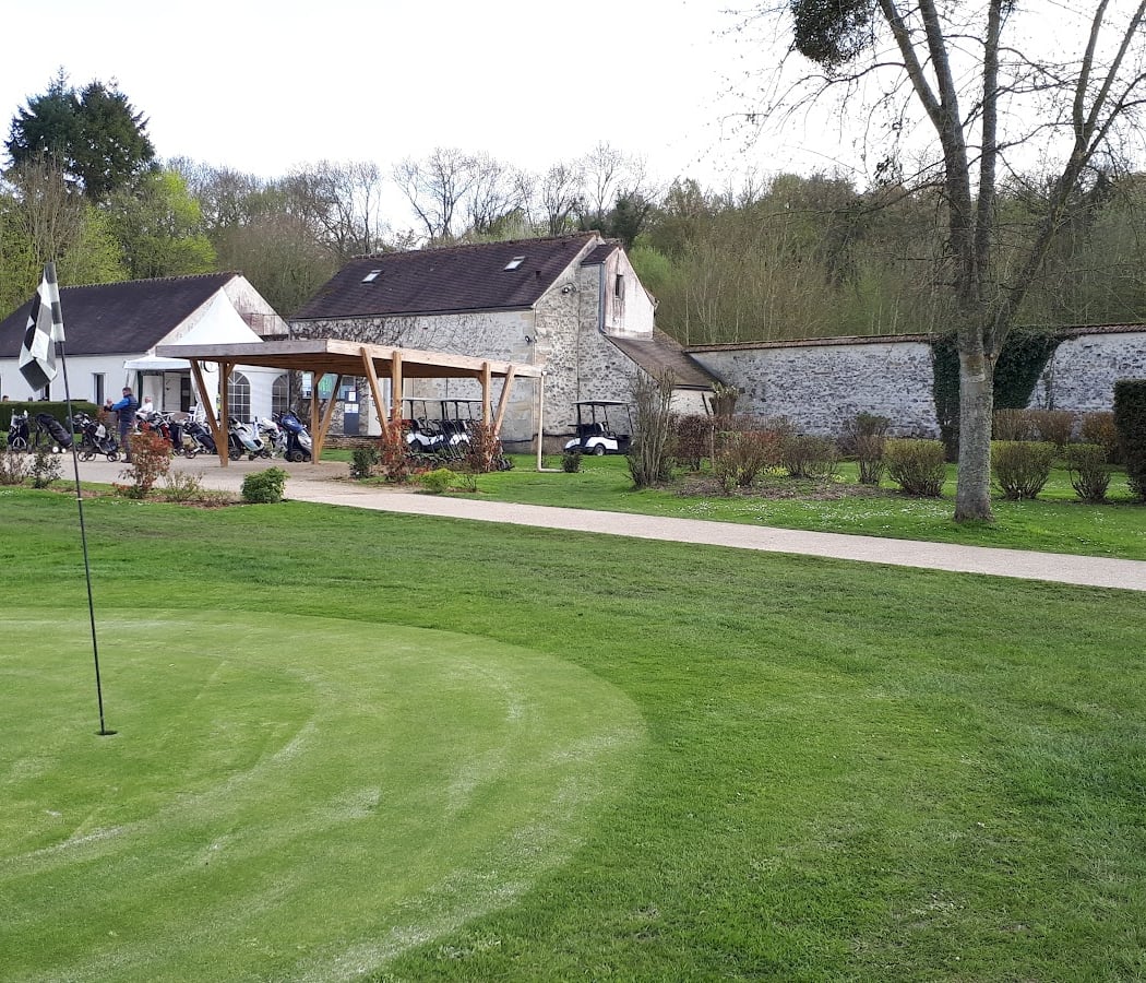 UGOLF GADANCOURT 3
