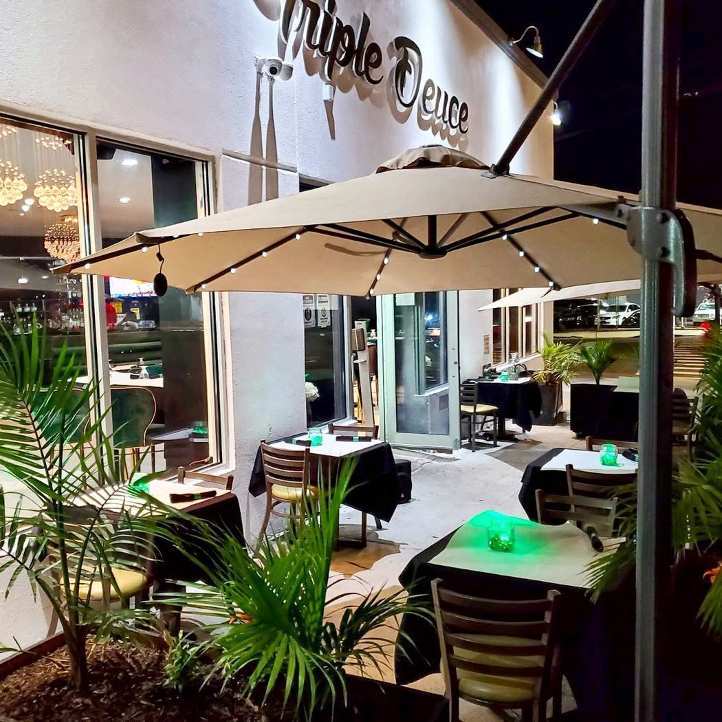 Triple Deuce Restaurant & Grill 2