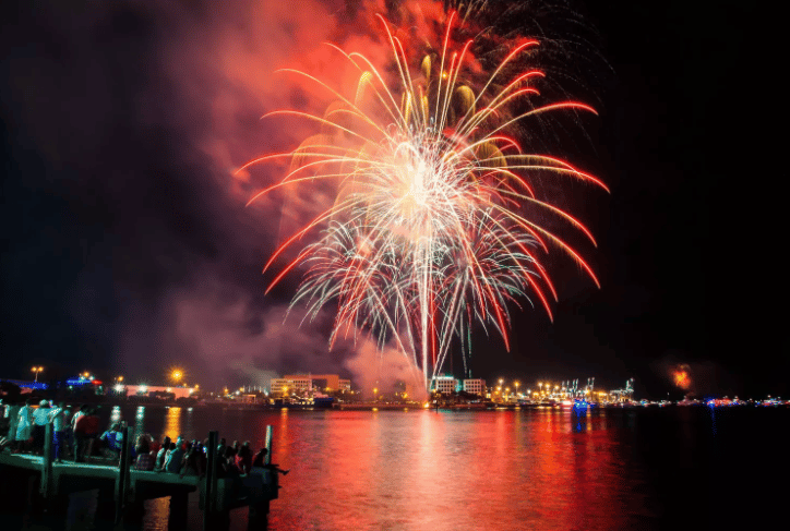 Red, White and Grove: 250 United 3