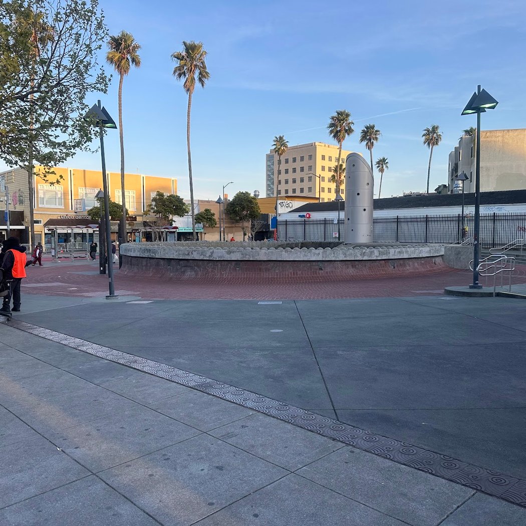 24th St Mission BART Plaza 3