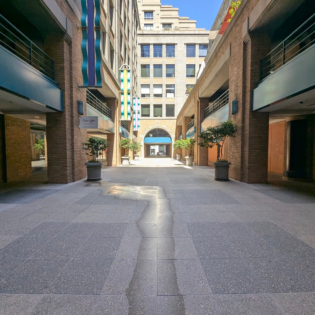 Hills Plaza 2