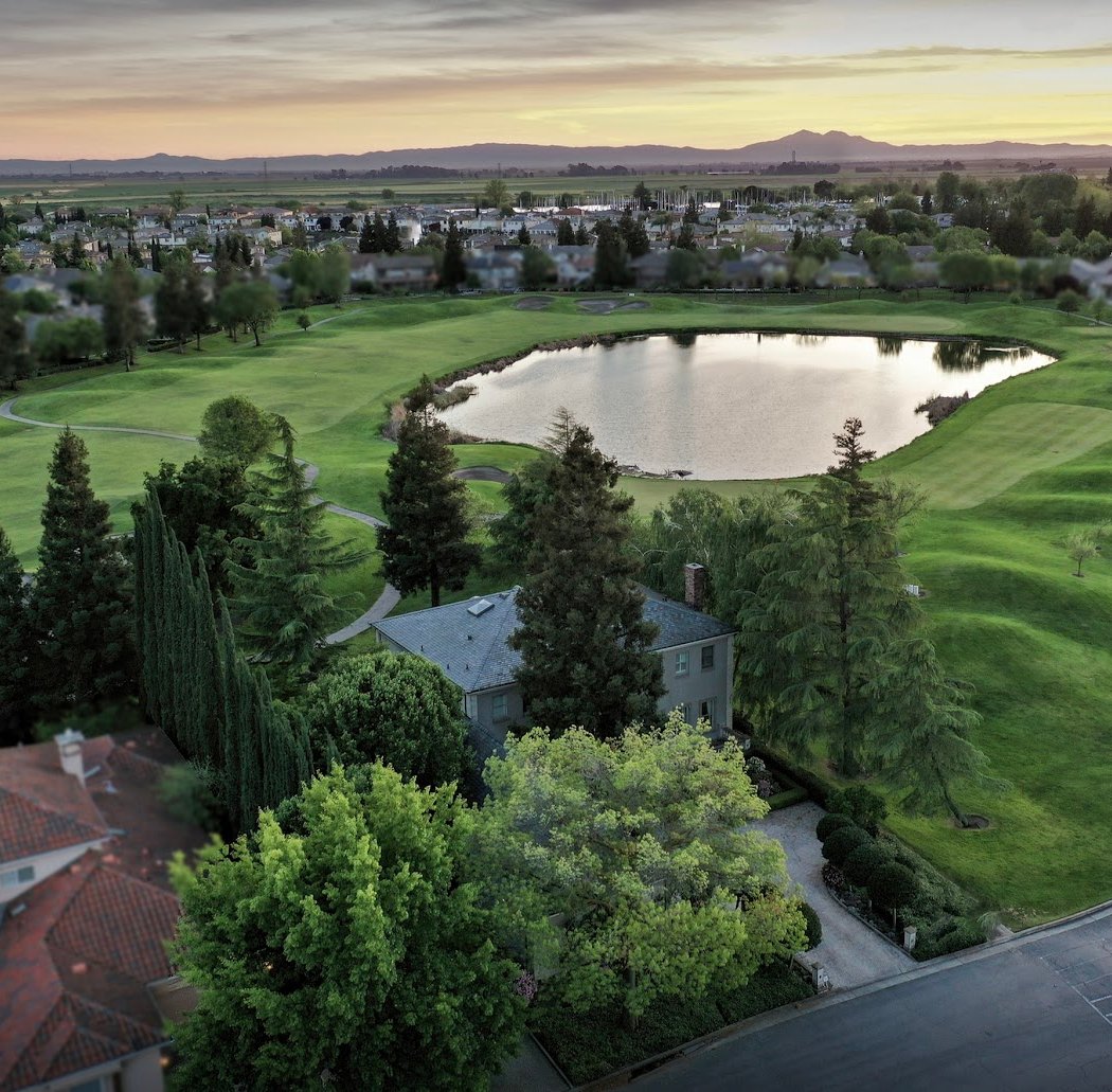 Brookside Golf & Country Club 1