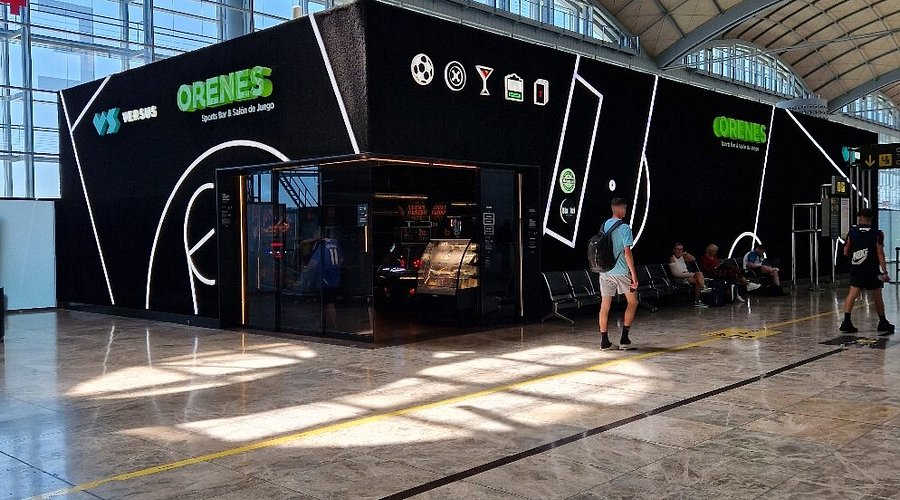 Orenes Sports Bar & Salón de Juego 2