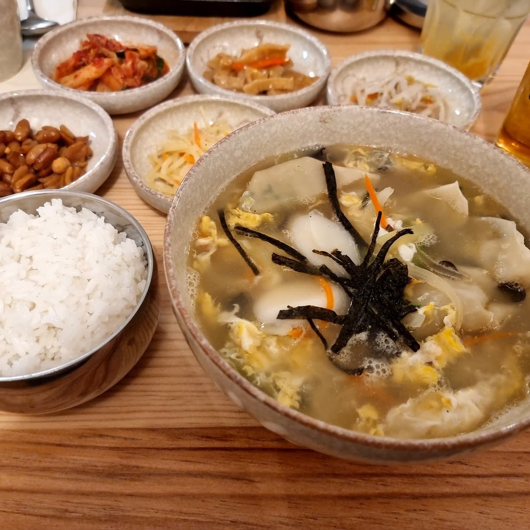 HANGARI 항아리 3