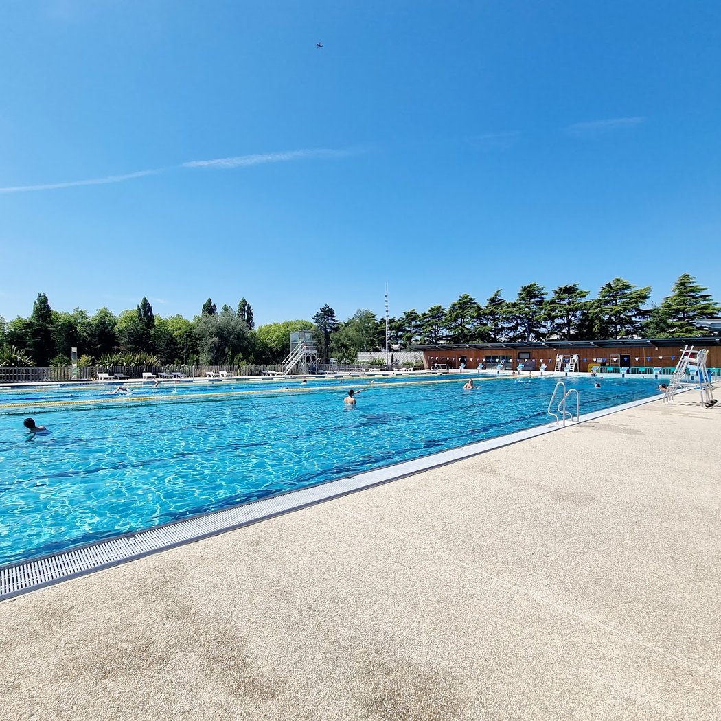 Pool Bréquigny 1