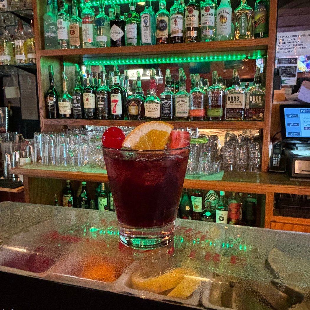 Karaoke Night & FREE Pool all day 5