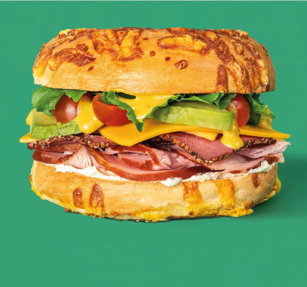 Bagel Corner - Bagels - Donuts - Café 1