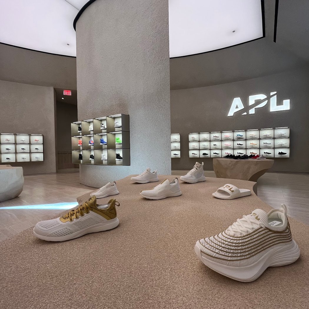 APL - Athletic Propulsion Labs 1
